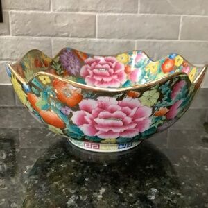 Vintage Chinese Porcelain Bowl